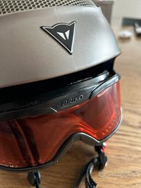 Casco da sci con occhiali