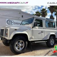 LAND ROVER Defender 90 2.4 TD4 Station Wagon SE