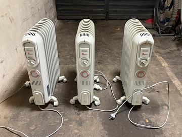 N. 3 Radiatori ad olio Delonghi v550920t - usati