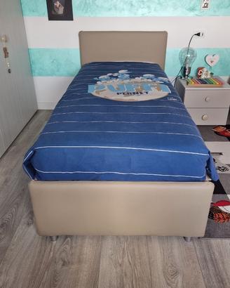 letti in pelle nuovi