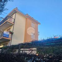 2 LOCALI A DIANO MARINA