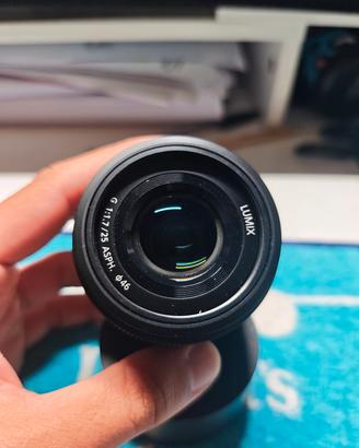 Panasonic Lumix G 25mm f/1.7 ASPH - Micro 4/3