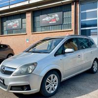 Opel Zafira 1.9 16V CDTI 150 CV Cosmo- Distribuzio