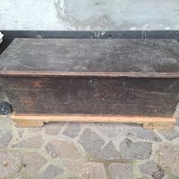  Cassapanca antica