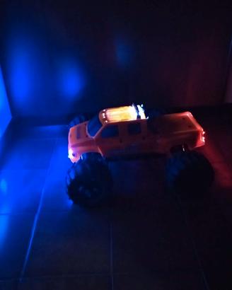 Scocca-carrozzeria scala 1:8 con luci