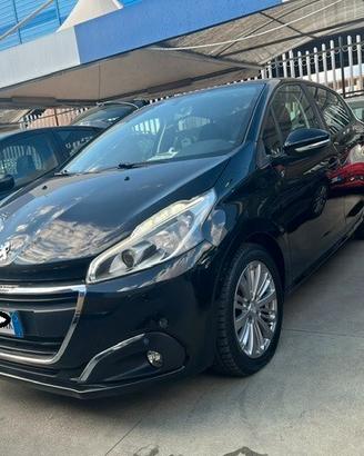 PEUGEOT 208 2017