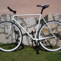 Bici con freno a contropedale