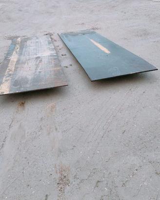 PEDANE IN FERRO PER CONTAINER