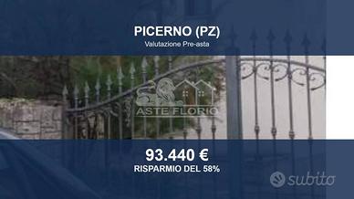 Immobile in asta di 342 m² con box auto a Picerno