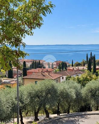 3 LOCALI A GARDA