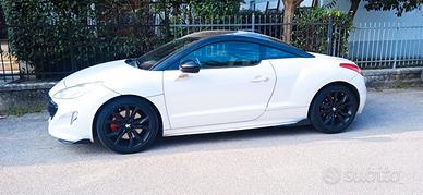 PEUGEOT RCZ PARI AL NUOVO