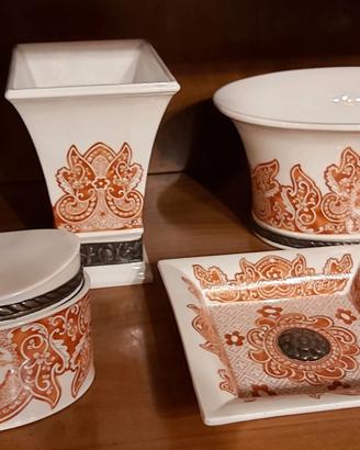 Gruppo di 4 ceramiche