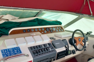 Sea Ray 300 Sundacer 1995 pronta alla boa