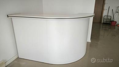 Bancone per negozio o ufficio