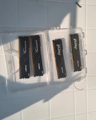 4 Stick RAM ddr4 16 GB totali