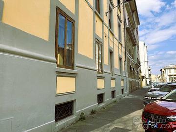 Appartamento di 123 m² con 5 locali a Firenze