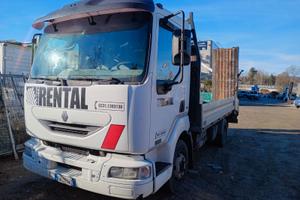 Autocarro trasporto cose con rampa idraulica