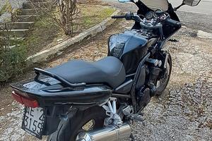 Yamaha fzs fazer 600