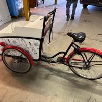 bicicletta tre ruotecargo/cassone