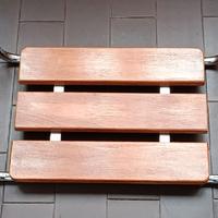 Sedile in acciaio/legno per vasca da bagno