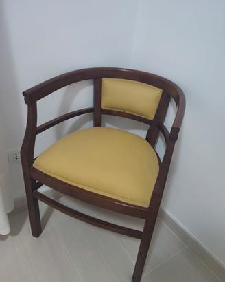 due poltroncine