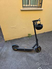 Monopattino segway ninebot g30 max