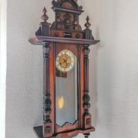 Orologio a pendolo da parete