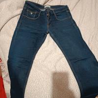 jeans  Guess 