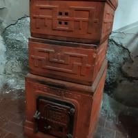 stufa in terracotta