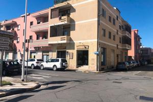 Quartu, Locale Commerciale