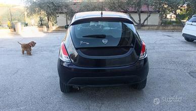  Lancia Ypsilon 1.2 benzina (2014) 