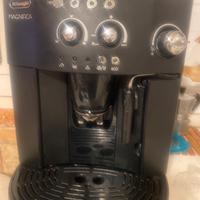 Macchina da caffè de longhi magnifica