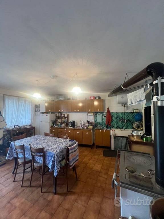 Rustico / Casale di 130 m² con 4 locali a Bagnolo - Vista 2