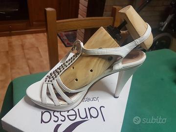 Sandalo con tacco da donna n.38