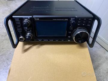 ICOM  IC 7300  in Garanzia Advantec