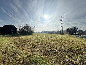 Terreno di 7800 m² a Cernusco sul Naviglio