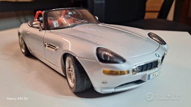 Modellino BMW Z8