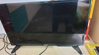 Tv schermo piatto LED 32 pollici e DVD lettore