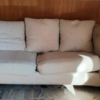 Divani in tessuto colore beige