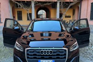 Audi Q2 nera