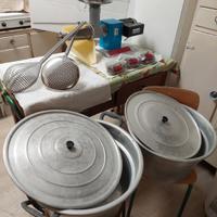 PASSAPOMODORO + 2 Caldaie + 2 Schiumarole + Tappi