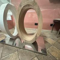 Tavolo  in vetro da soggiorno oppure da cucina