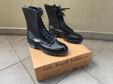 Anfibi originali Polizia taglia 42