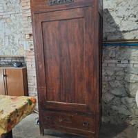 MOBILE IN LEGNO