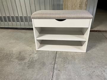 Scarpiera da ingresso con cuscino