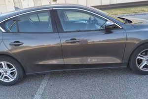 automobile Ford Focus 