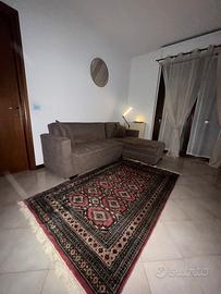 Tappeto artigianale in lana 200×124 – fatto a mano