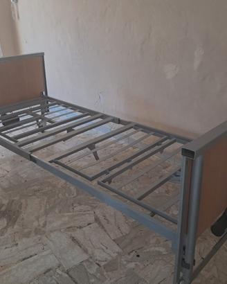 letto ospedaliero 