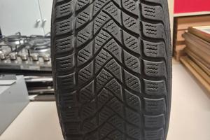 Gomma Delinte Studless 195/55 R16 come nuova