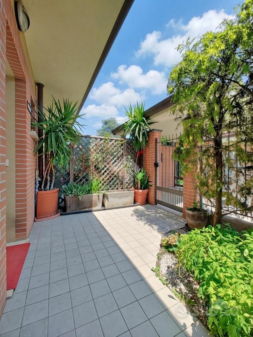 House in Cassano d'Adda, Milano - Altro